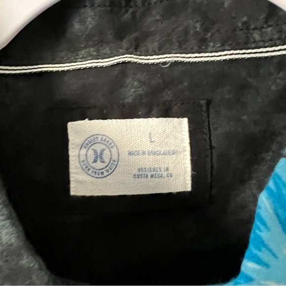 Hurley Button Up - Picture 3 of 4